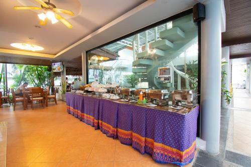 Hotel Honey Resort, Kata Beach