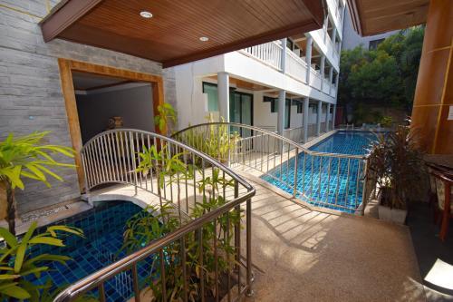Hotel Honey Resort, Kata Beach