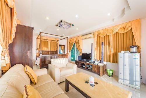 Hotel Pure & Pam Village