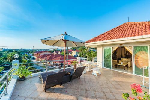 Hotel Pure & Pam Village