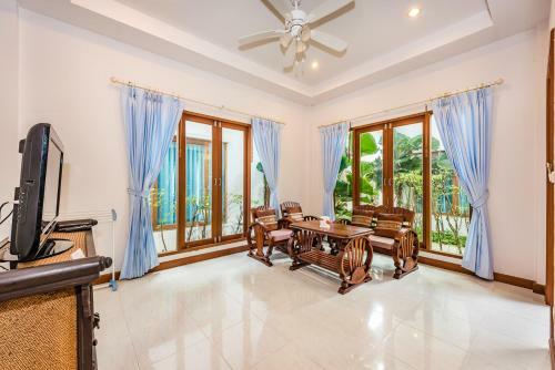 Hotel Pure & Pam Village