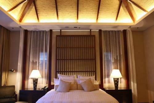 Hotel The Ritz-carlton Sanya, Yalong Bay