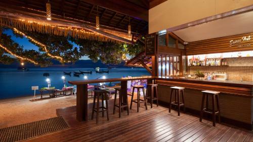 Hotel Sairee Hut Resort
