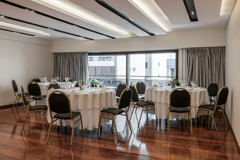 Feir's Park Hotel & Rooftop