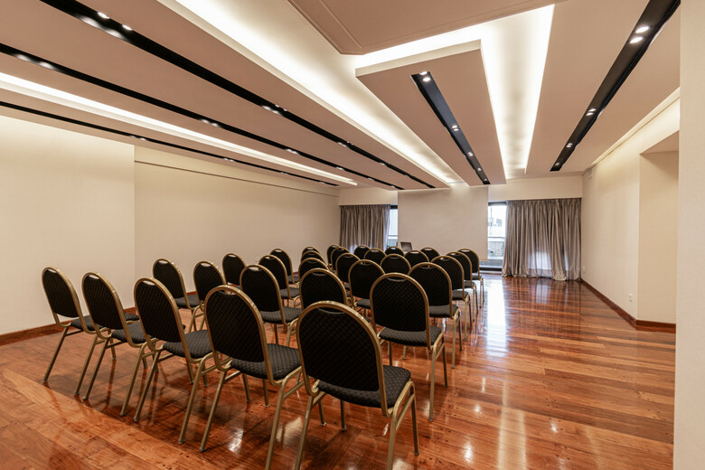 Feir's Park Hotel & Rooftop