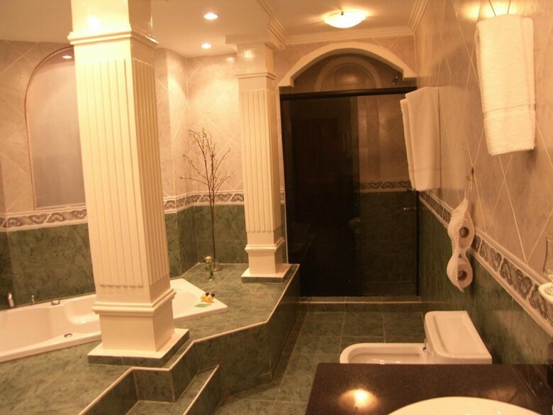 Orquideas Palace Hotel & Caba�as