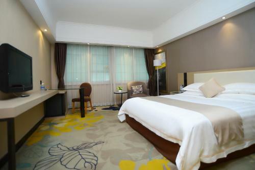 Shenzhen Kaili Hotel, Guomao Shopping Mall