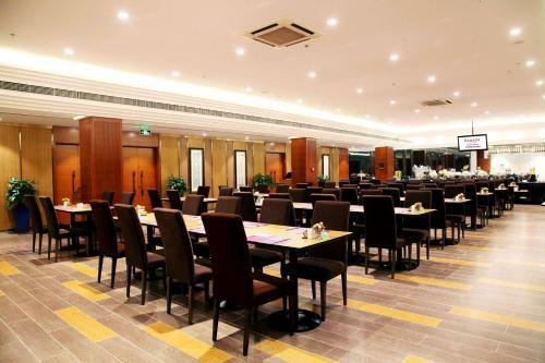 Days Hotel Beijing New Exhibition Centre
