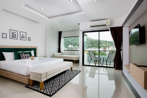 Buasri Phuket Hotel