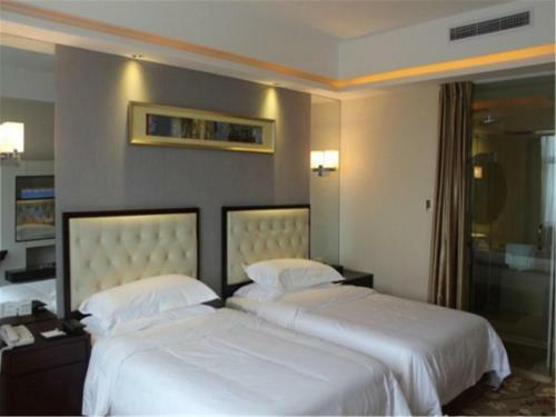Vienna Hotel Songjiang Xin Qiao