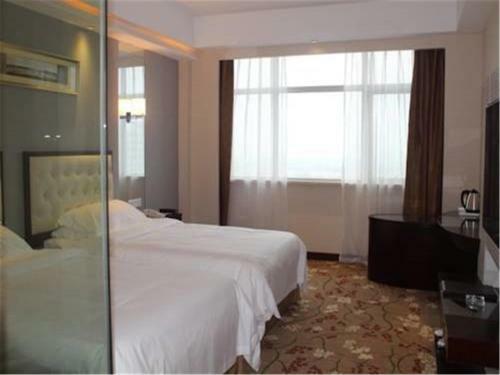 Vienna Hotel Songjiang Xin Qiao