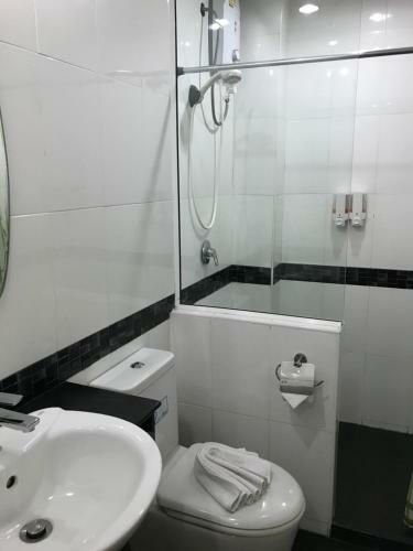 Hostal Angelina Guesthouse