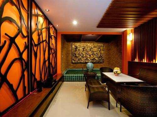 Hotel Deva Suites Patong
