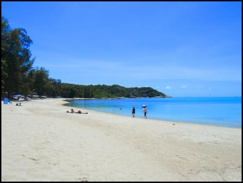 Hotel White House Beach Resort And Spa