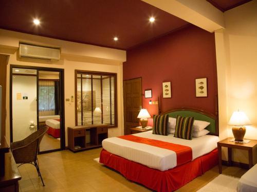 Hotel White House Beach Resort And Spa