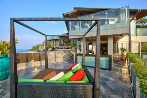 Villa Skyfall