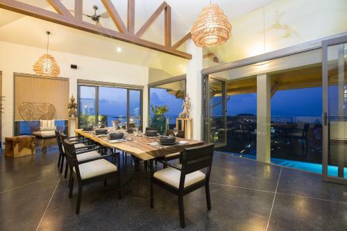 Villa Skyfall