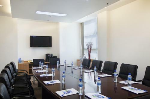 Hotel Holiday Inn Express Shanghai Wujiaochang