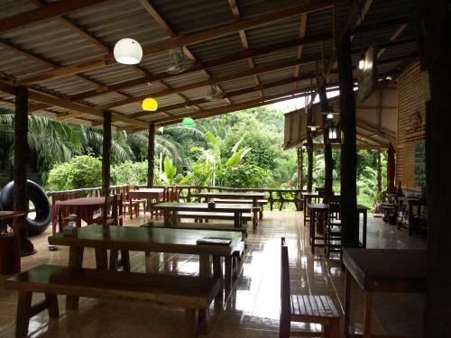 Hotel Khao Sok Palmview Resort