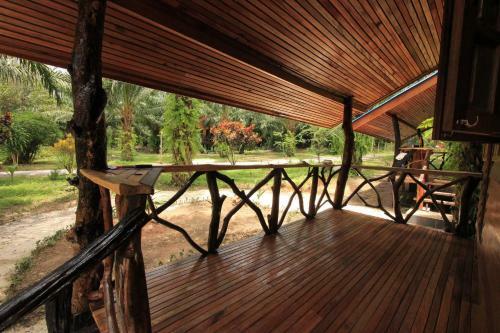 Hotel Khao Sok Palmview Resort