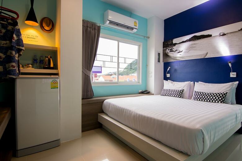 Hotel The Journey Patong