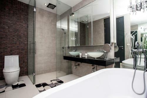 Seductive Sunset Villa Patong A8