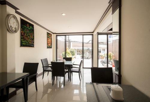 Aparthotel Paripas Express Patong