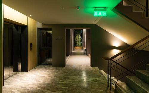 Hotel Ad Lib