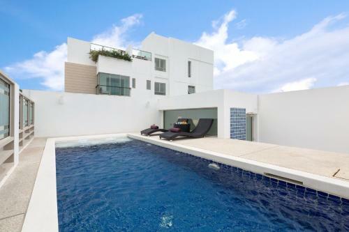 Aparthotel The Regent Kamala Phuket Hotel