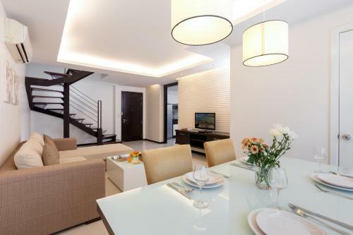 Aparthotel The Regent Kamala Phuket Hotel