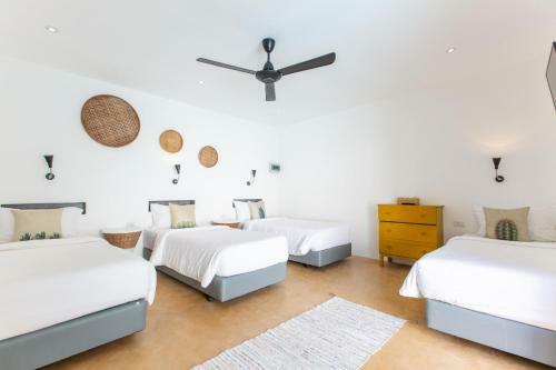 Eden Beach Villas