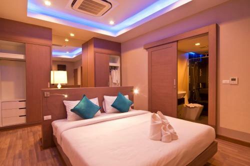 Ratana Apart Hotel ,kamala