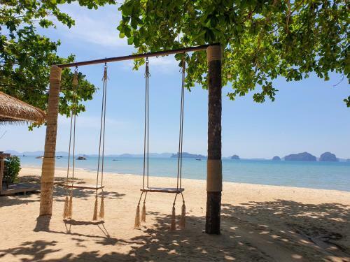 Hotel Tup Kaek Sunset Beach Resort-sha Plus