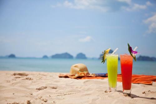 Hotel Tup Kaek Sunset Beach Resort-sha Plus