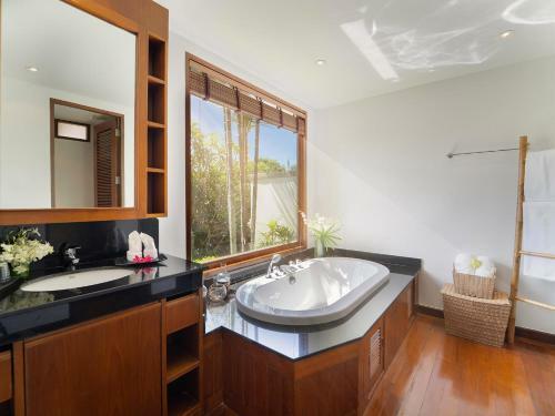 Villa Baan Bon Khao - An Elite Haven