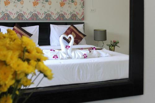 Hotel Naya Paradise Retreat