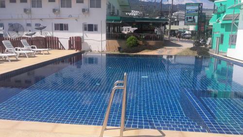 Hotel Lucky Home Resort