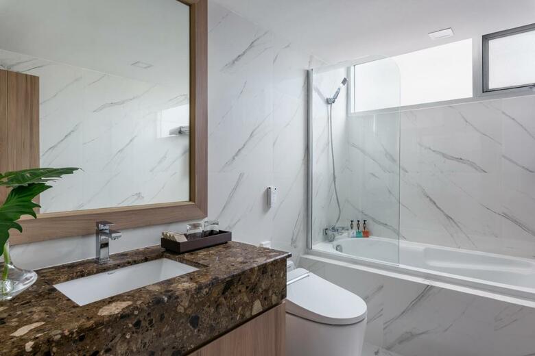 Hotel Adelphi Grande Sukhumvit By Compass Hospitality