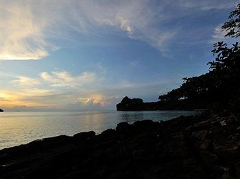 Phi Phi Sea Sky Resort