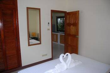 Hotel Baan Sukreep Resort