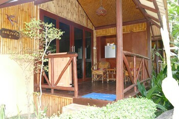 Hotel Baan Sukreep Resort