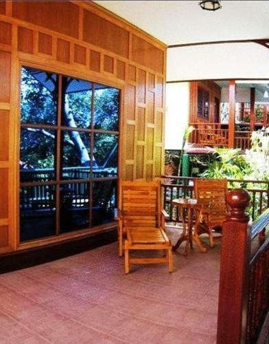 Jj Bungalow