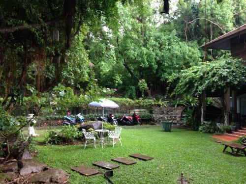 Banyan House Samui Bed And Breakfast (adult Only)