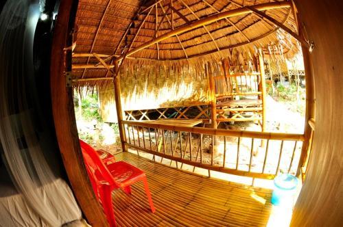 Hotel Phi Phi Hill Bamboo Bungalow