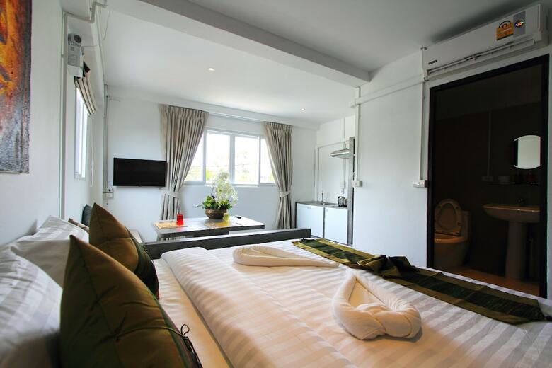 Samui Beach Residence Hotel