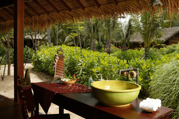 Hotel Zeavola Resort