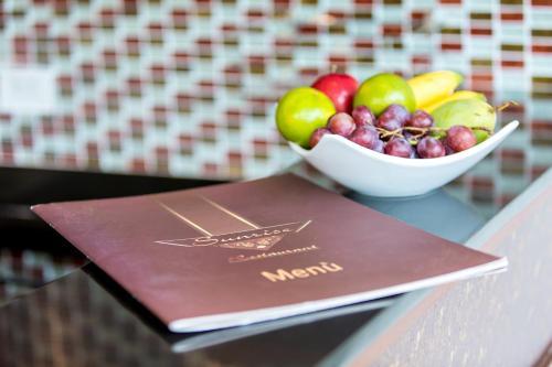 Nb Sunrise Mountain Villa