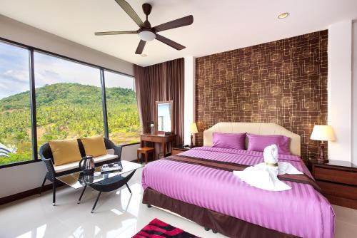 Nb Sunrise Mountain Villa