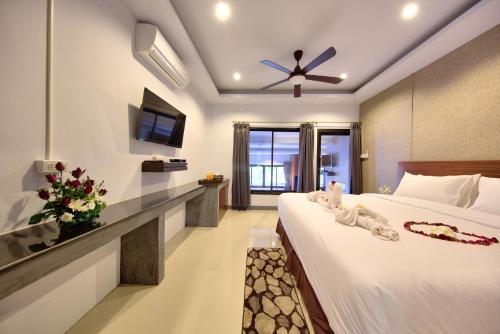 Nb Sunrise Mountain Villa