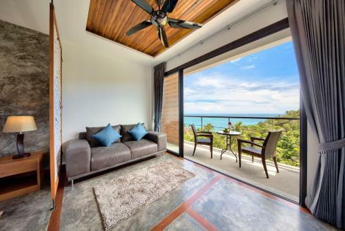 Nb Sunrise Mountain Villa